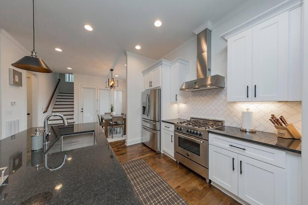 Holiday home New Luxury Big House Near Gulch 4 King 4 Queen 2 Twin