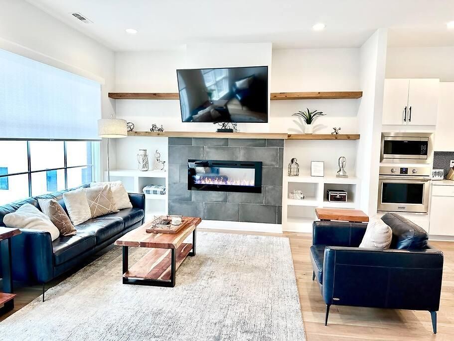 Luxurious Morden Loft Huge Rooftop & Skyline Views Holiday home *