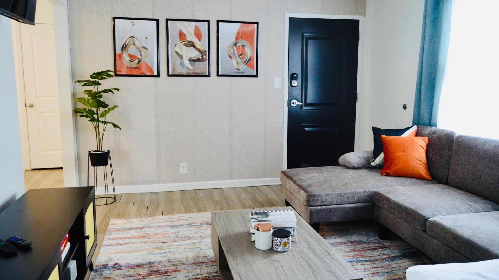 Beautiful Condo,minutes From Broadway Sleep 6! Nashville