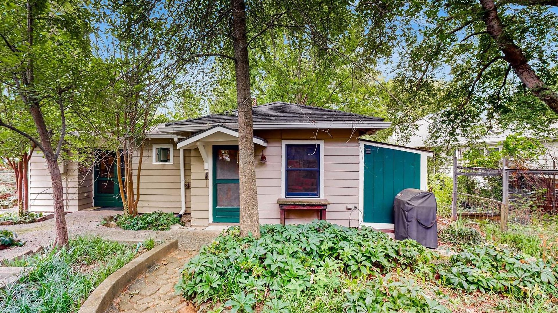 Little House - *