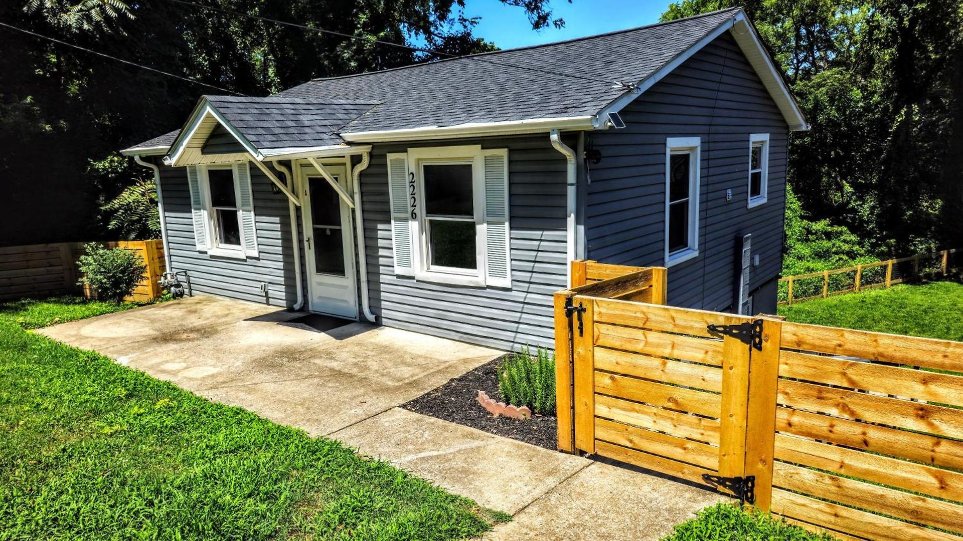 Apartment Luxury Duplex Unit In Unit A *