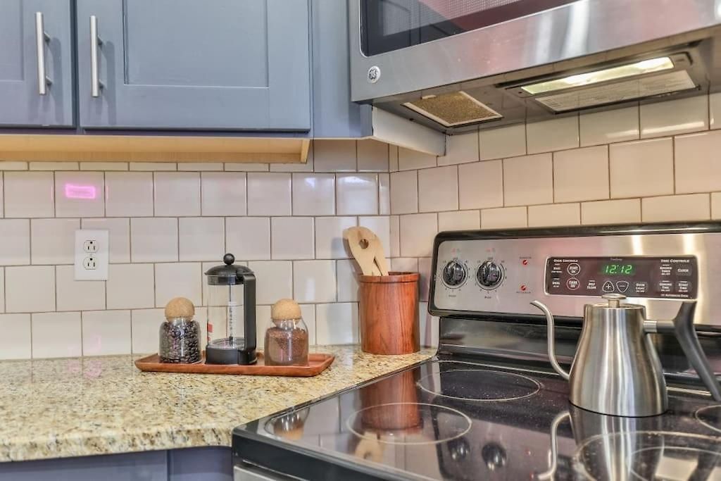 Spacious 3-story West End | Free Garage Parking For 2 | Walk To Vanderbilt & Music Row Nashville