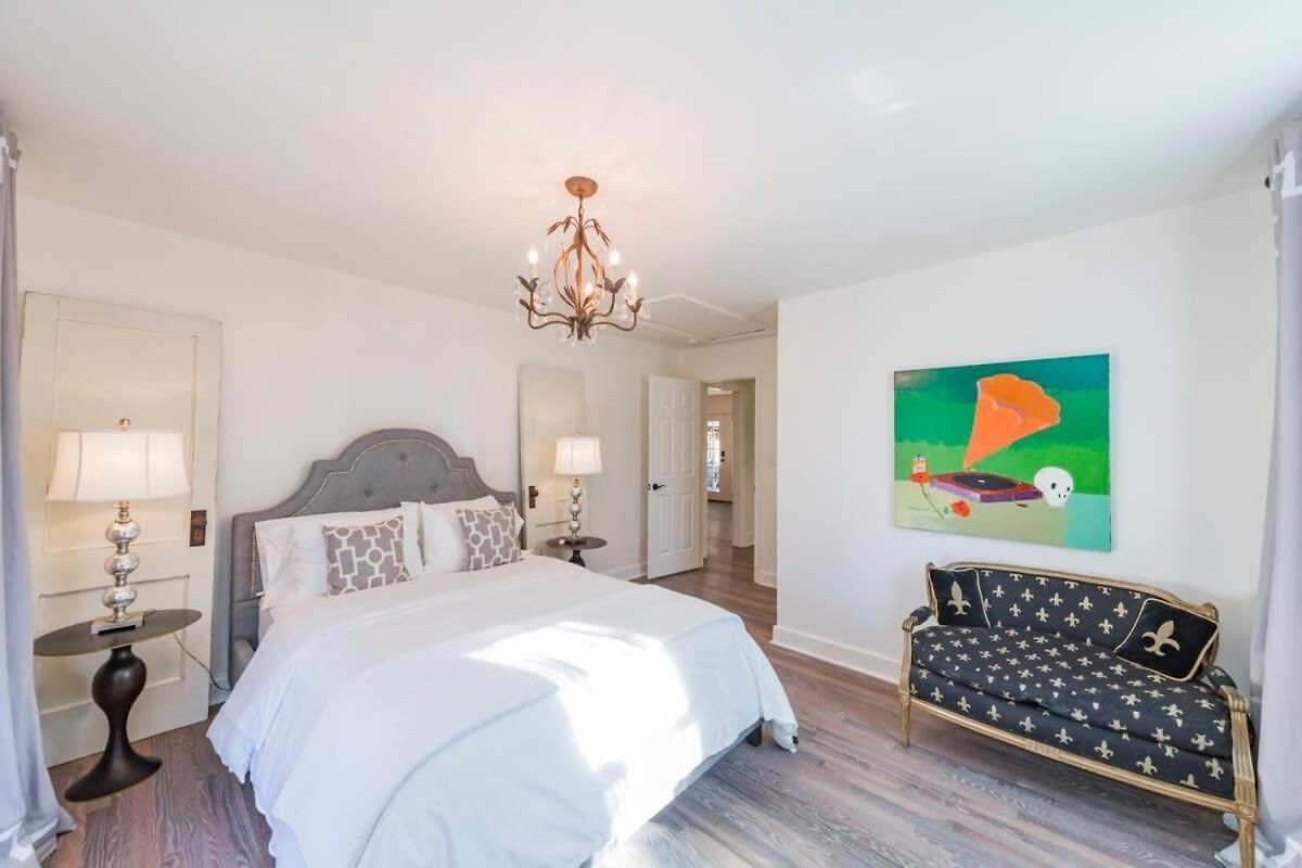 Enchanting Retreat 15 Minutes To *