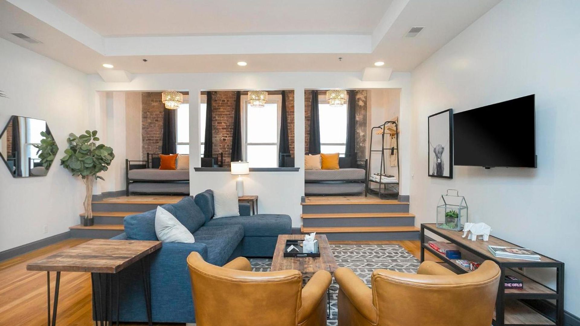 Loft Literally On Broadway Live Music & Bars Apartment *