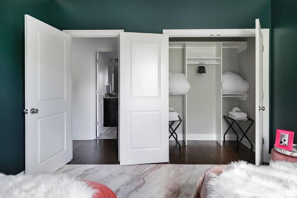 Holiday home Relax Into Urban Chic At A Textured East Nashville
