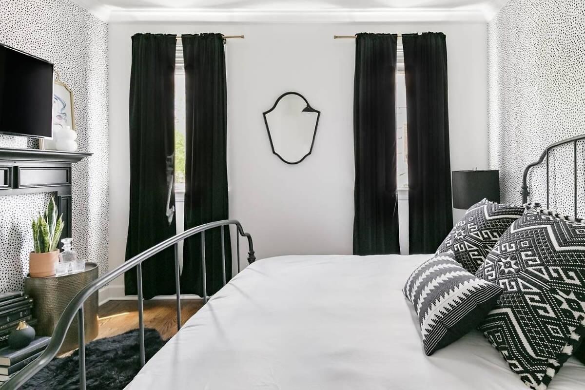 Relax Into Urban Chic At A Textured East