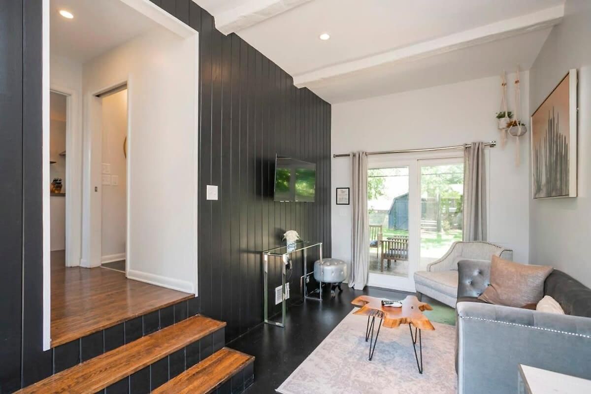 Hip Rustic Ranch Style In East *