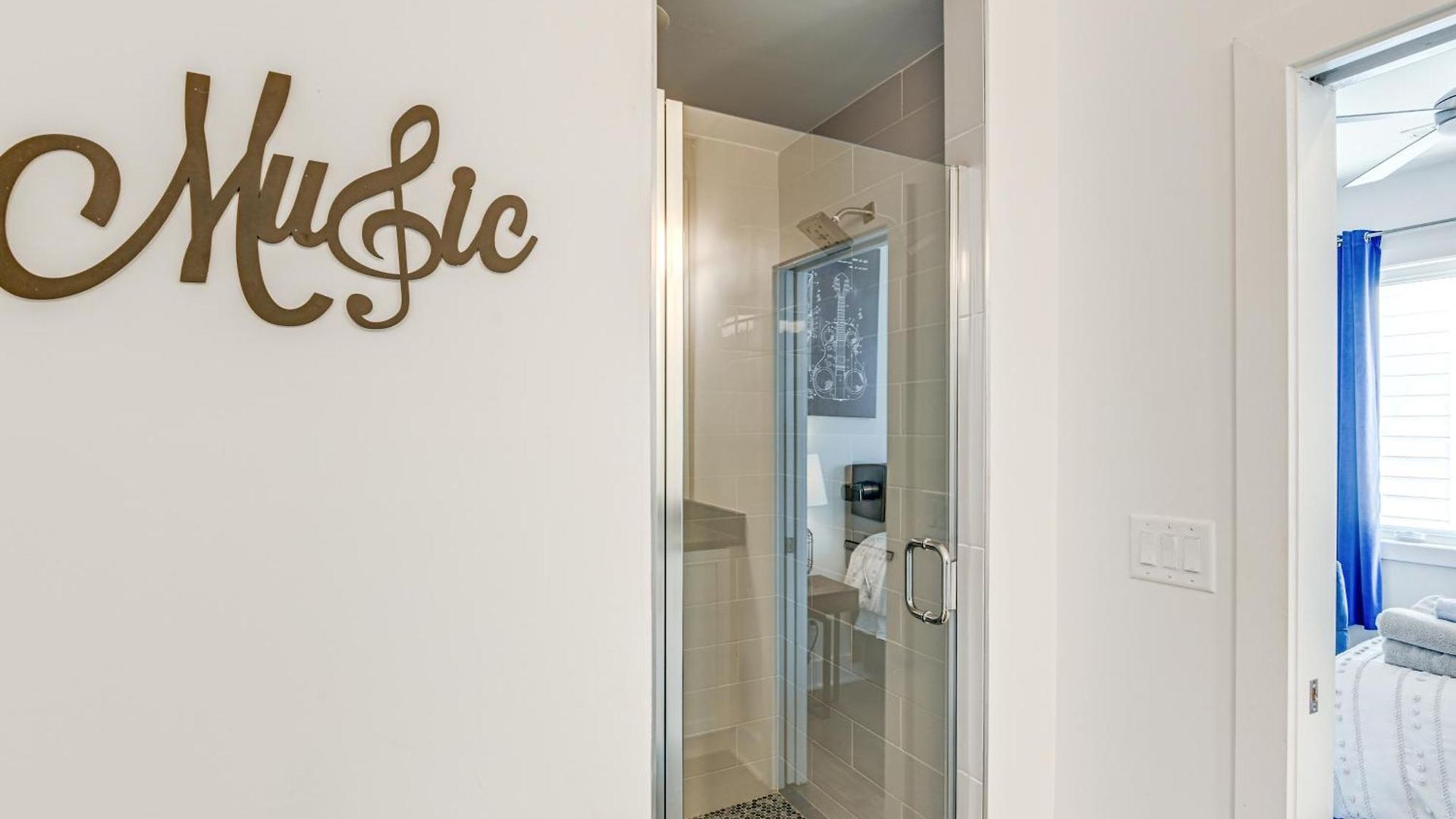 Bright Townhome ~ 5 Mi To Downtown!