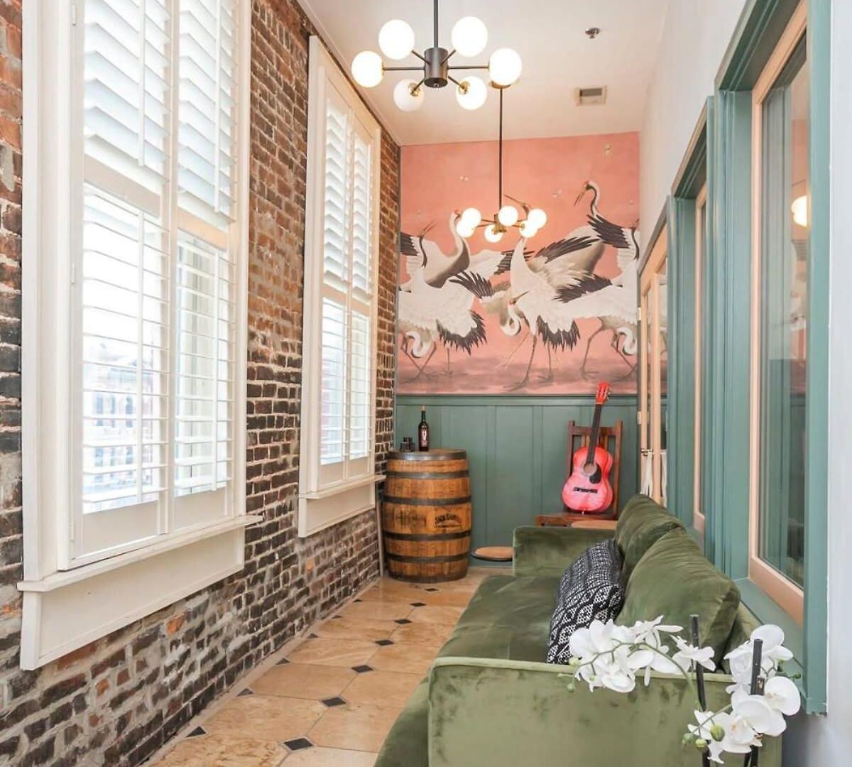 Broadway Penthouse Above Live Music & Bars * Nashville