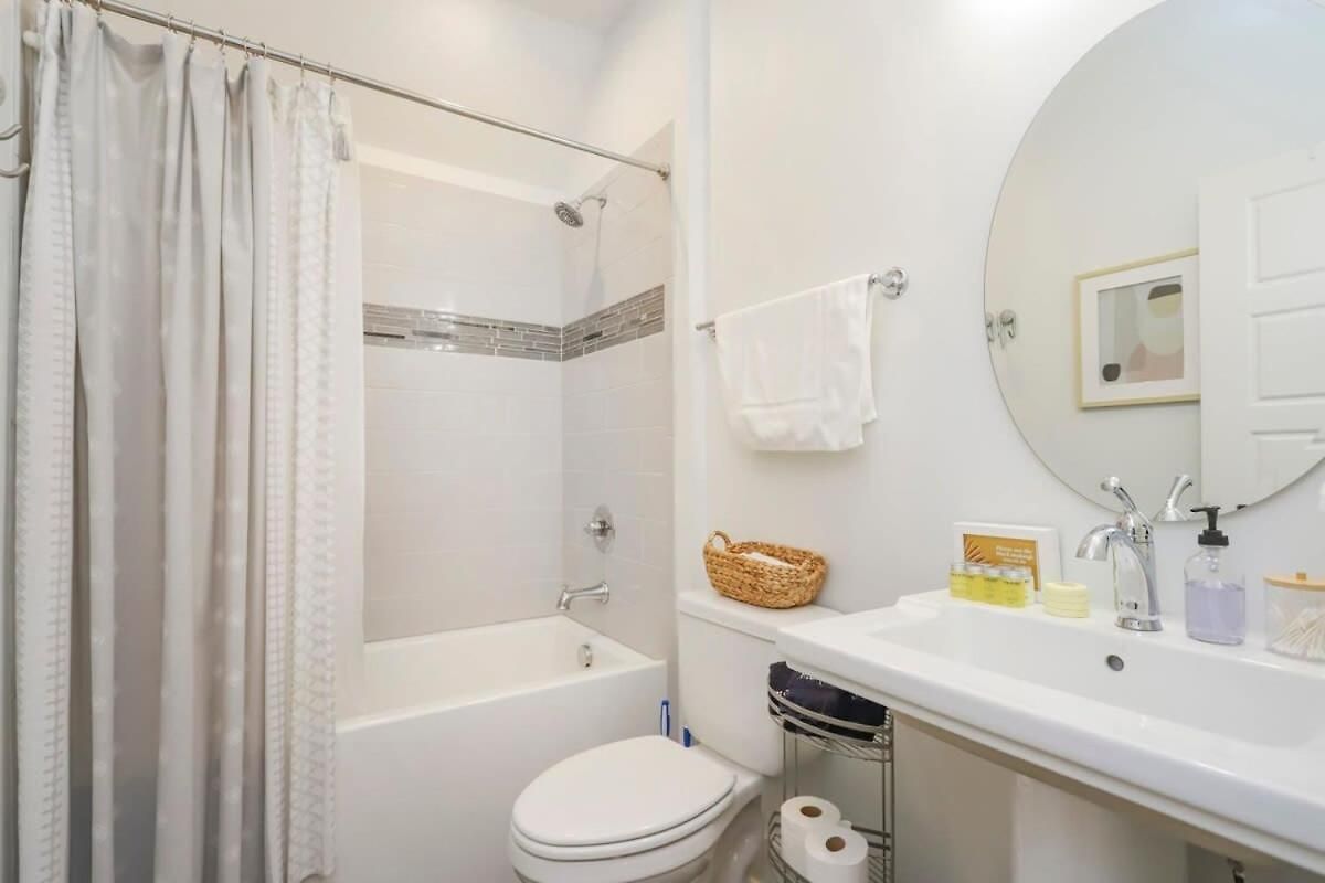 Holiday home Stylish For 12 8th Ave South 6 Beds