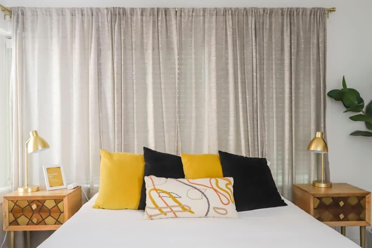 Stylish For 12 8th Ave South 6 Beds *