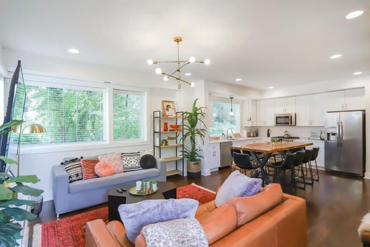 Holiday home Stylish For 12 8th Ave South 6 Beds *