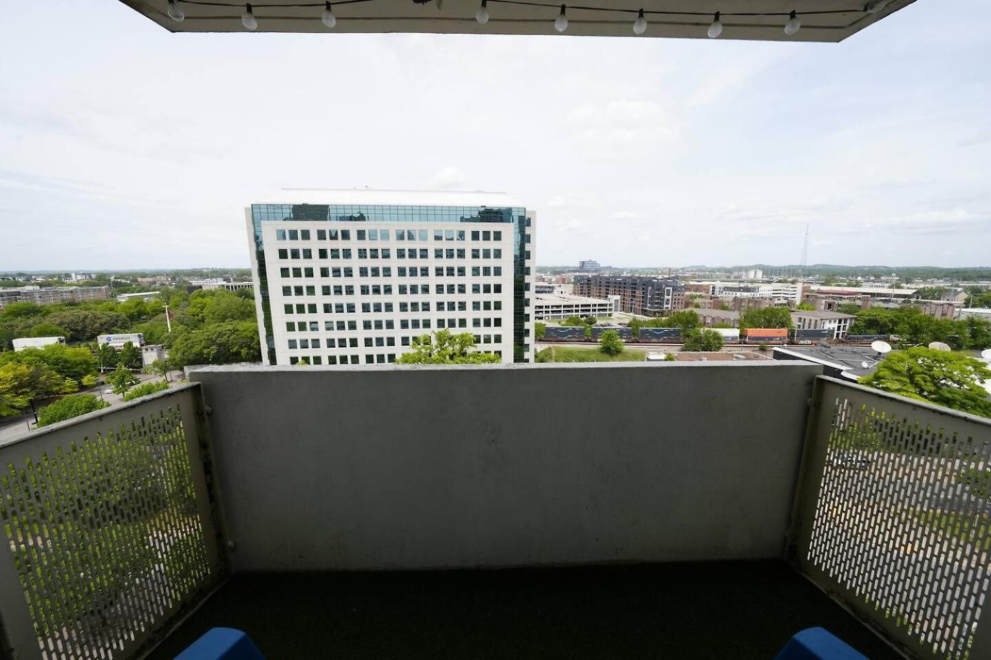 Traveling Nurses And Professionals Parking Included Pet Friendly Downtown * Nashville
