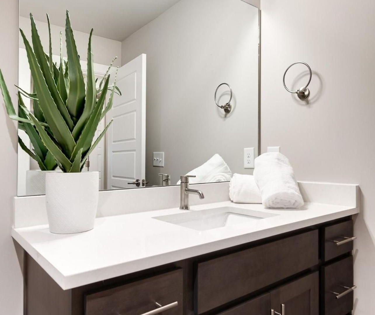 Holiday home Sojourners Haven - 2 Mi To Downtown & Broadway