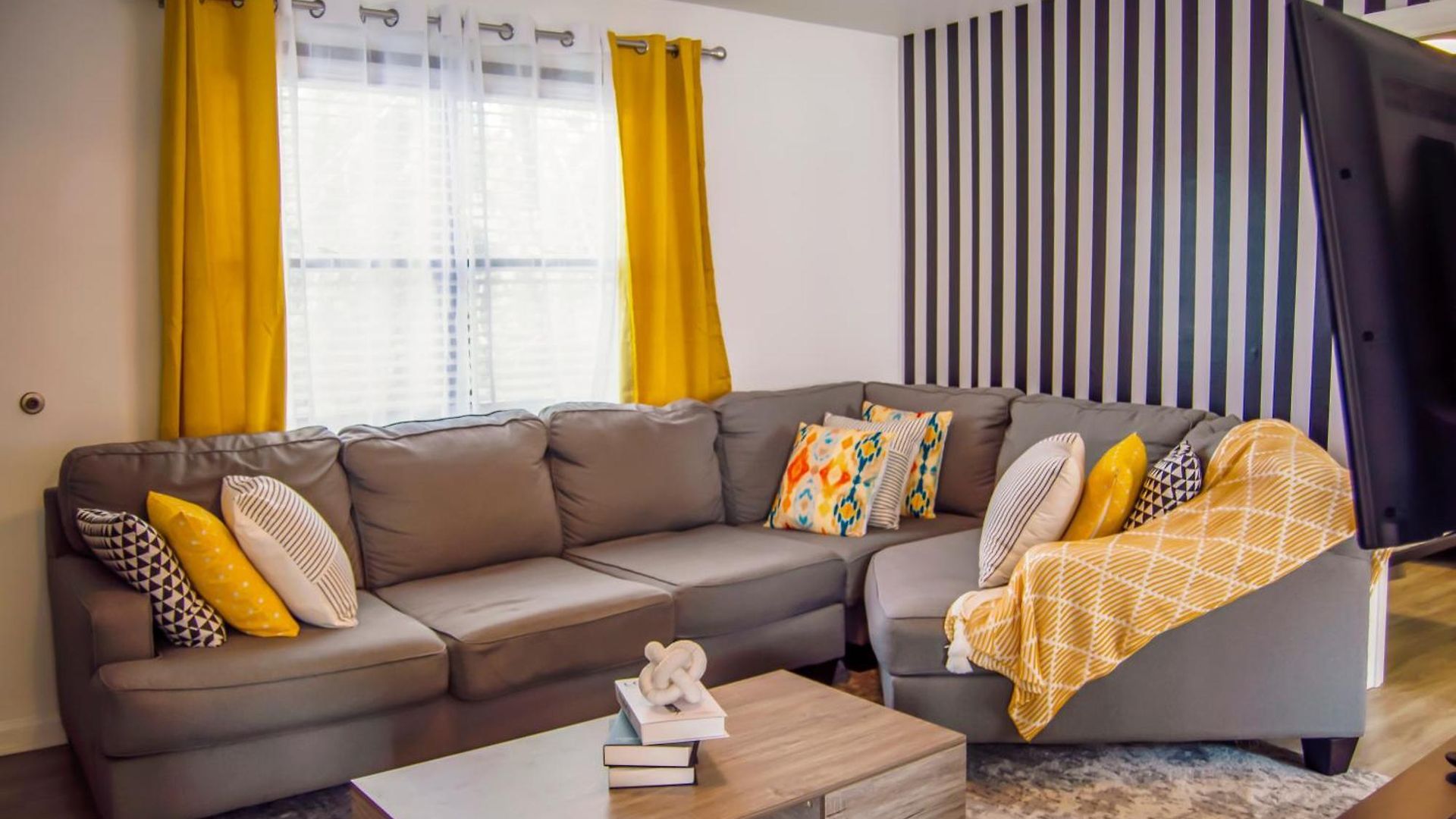 Cozy Condo, Minutes From Broadwy, Sleeps 5 Nashville