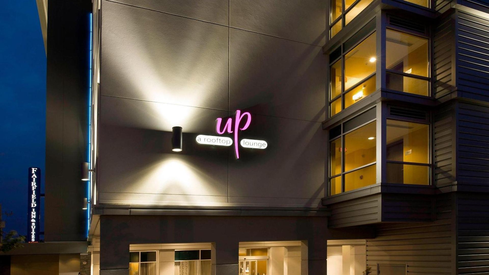 Fairfield And By Marriott Downtown/the Gulch Hotel 3*