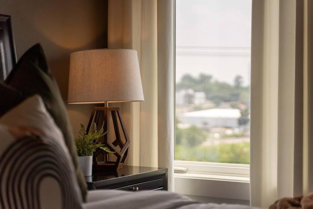 Holiday home Walkable Hotspot Bars Nearby Broadway Close
