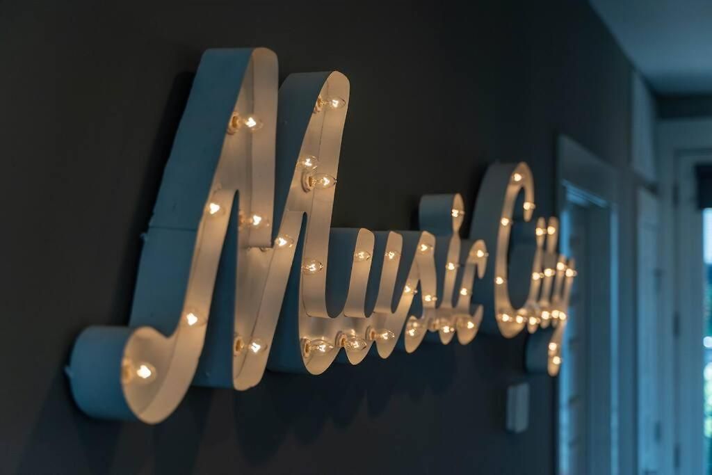 Walkable Hotspot Bars Nearby Broadway Close * Nashville