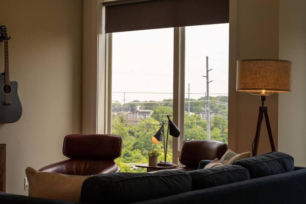 Walkable Hotspot Bars Nearby Broadway Close Holiday home *
