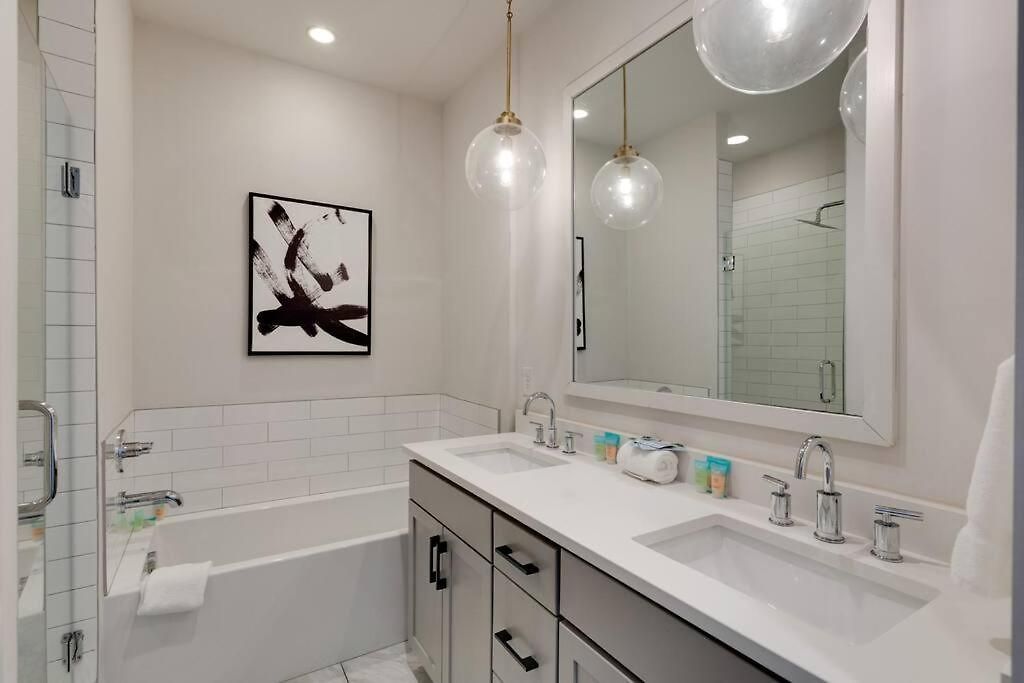 Rooftop Fun, Walk To The Gulch And 12th S Near Broadway * Nashville
