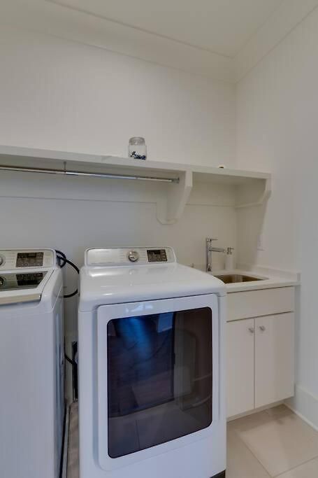 Spacious Only 2 Mi To Broadway Holiday home *