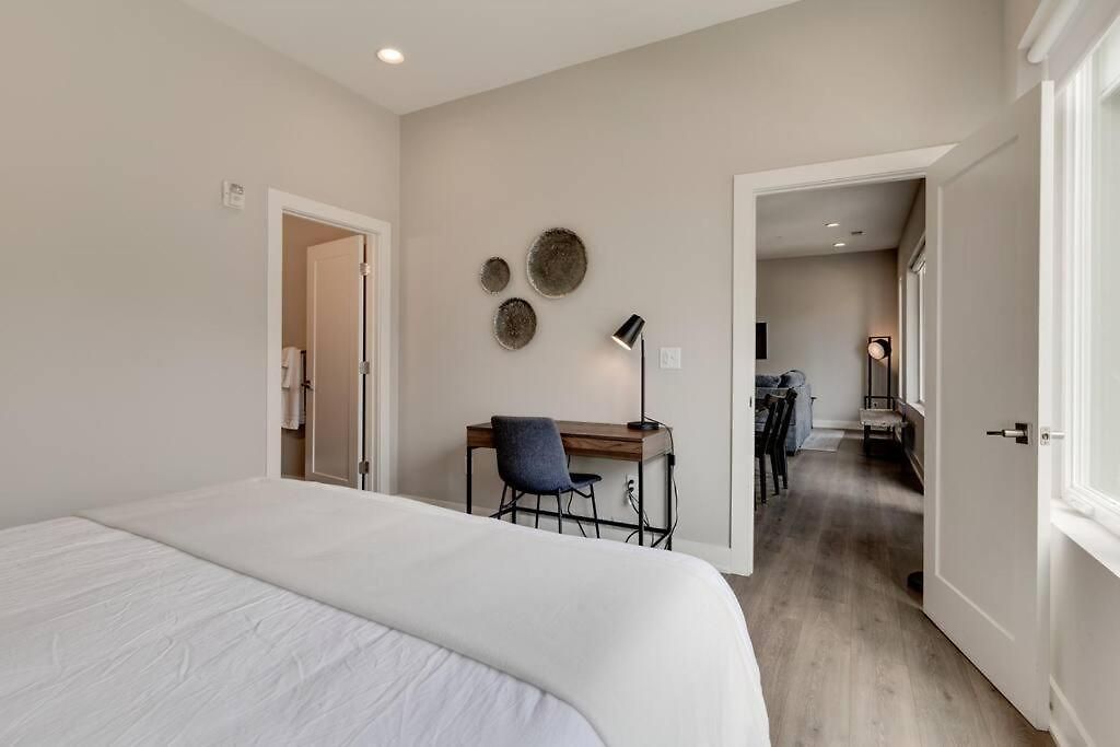 Spacious 2bd-close To Everything Nashville