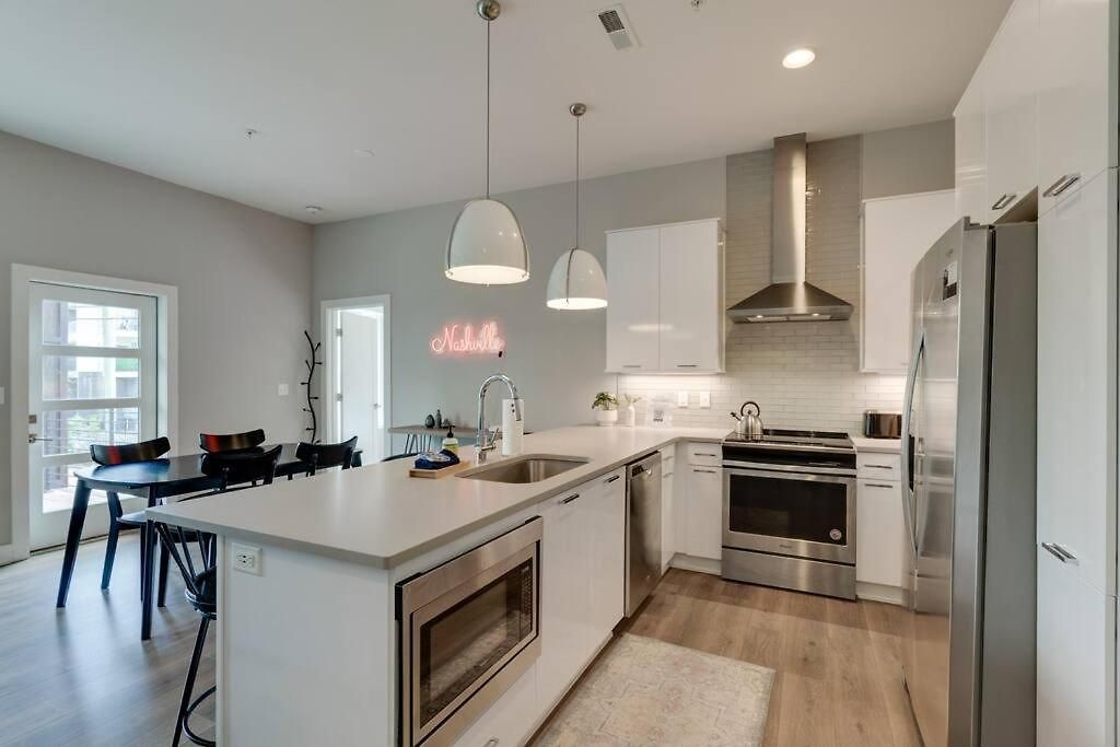 Spacious 2bd-close To Everything