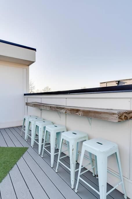Encore Escape Near Opry With Rooftop Sleep 8 * Nashville
