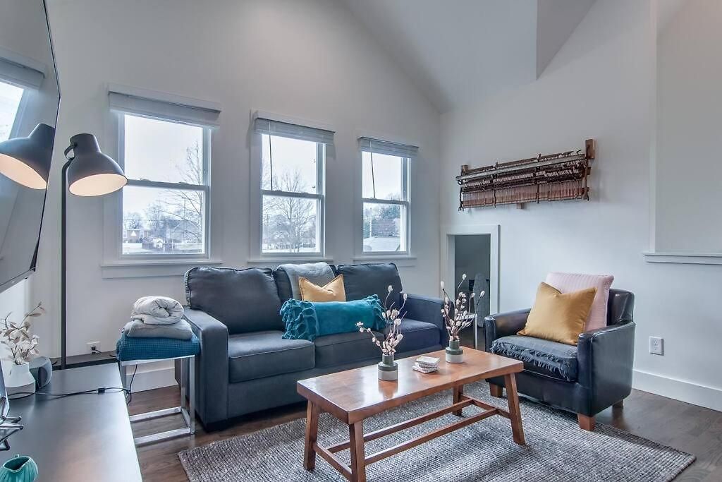 Cozy Loft - Steps To 12th South And Belmont