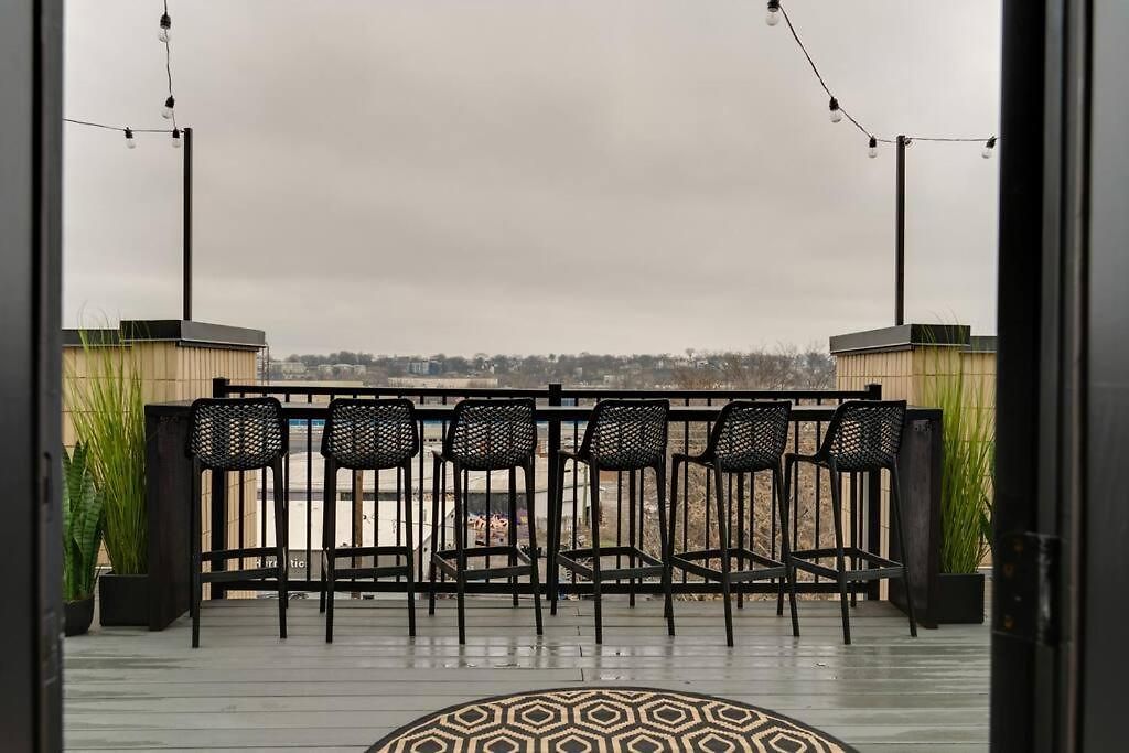 Top Floor Neo Suite, Walk To Broadway & Views Nashville