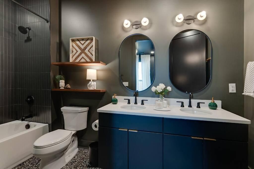 Top Floor Neo Suite, Walk To Broadway & Views * Nashville