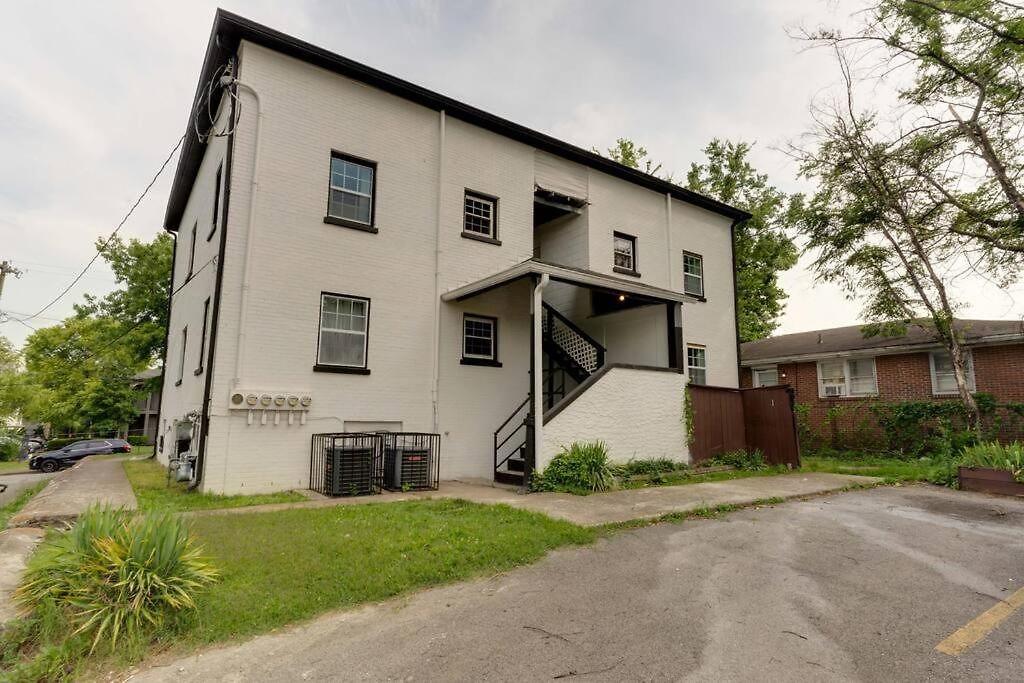 Apartment Sleep 8 In Our Cozy Colonial 2miles From Broadway *