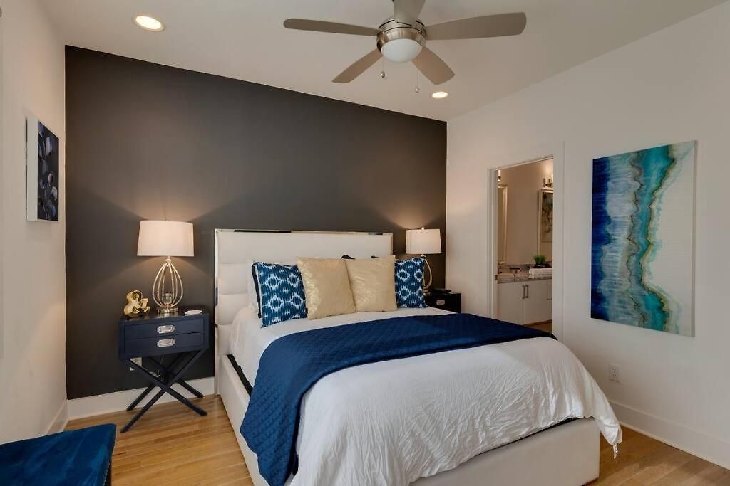 Renovated Pink Palace, Walkable Location Holiday home Nashville