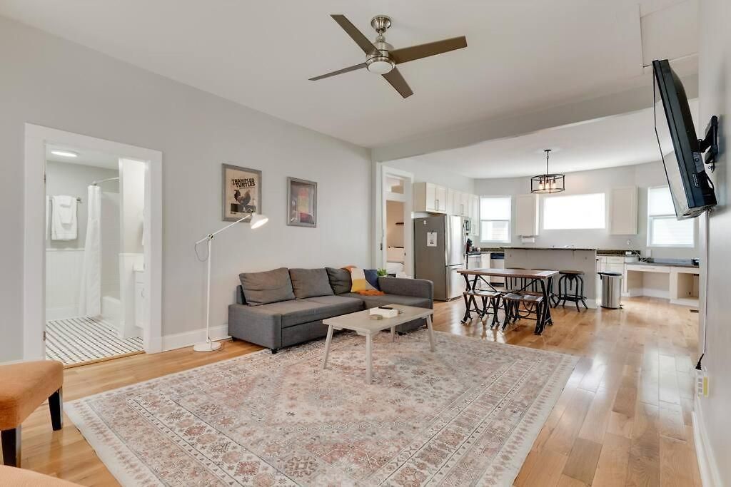 Walkable East Nash 3br With Big Yard Near Local Eats *
