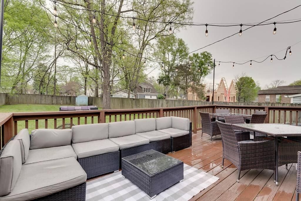 Walkable East Nash 3br With Big Yard Near Local Eats *