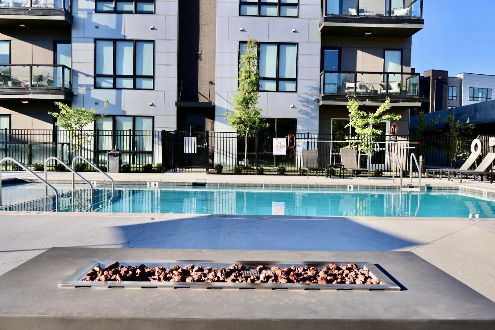 Downtown Midtown Vanderbilt, Honky Tonk Party Pad 2, Parking Gym Pool
