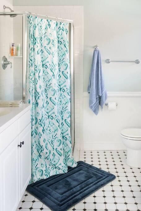Southern Charm Downtown, Walk To Farmers Market & Holiday home *
