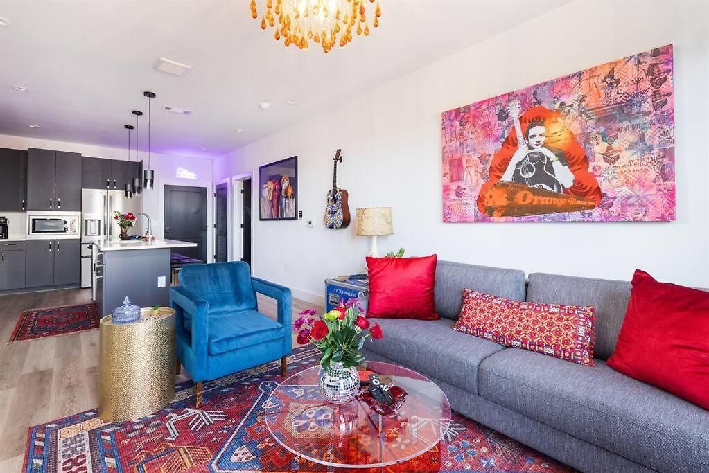 Downtown Midtown Vanderbilt, Honky Tonk Party Pad 1, Parking Gym Pool