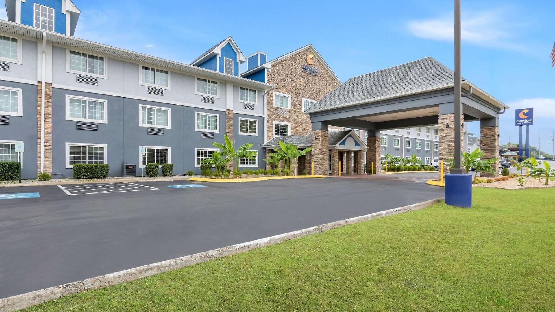 Comfort & Near Tanger Outlets I-24 Antioch Nashville
