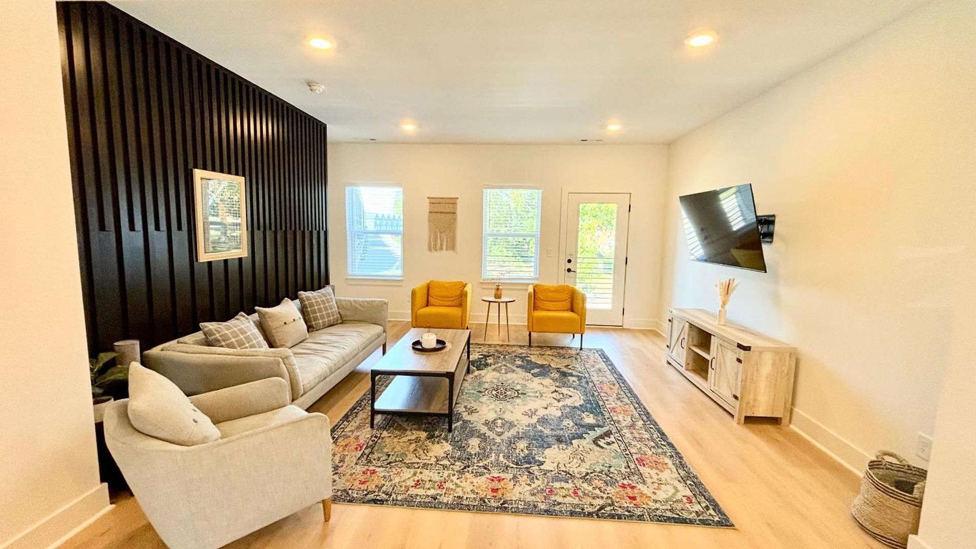 Holiday home 3br Game Sleeps 10 Near Opry & Broadway *