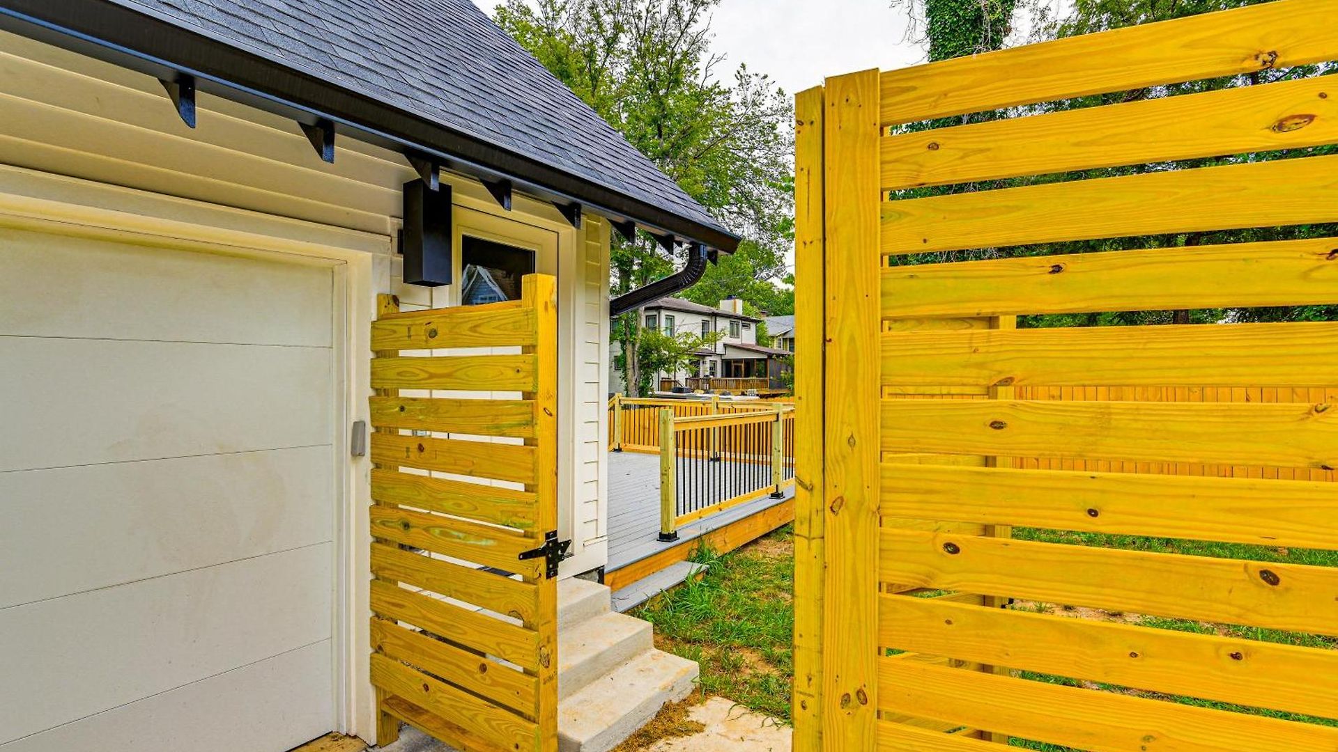 12 South Neighborhood: Home W/ Modern Flair!