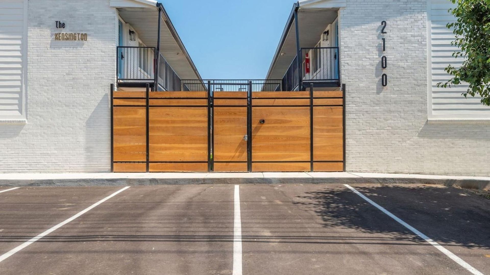 Apartment Vibes- Stay, Play, And Relax Unit 5b Apts *