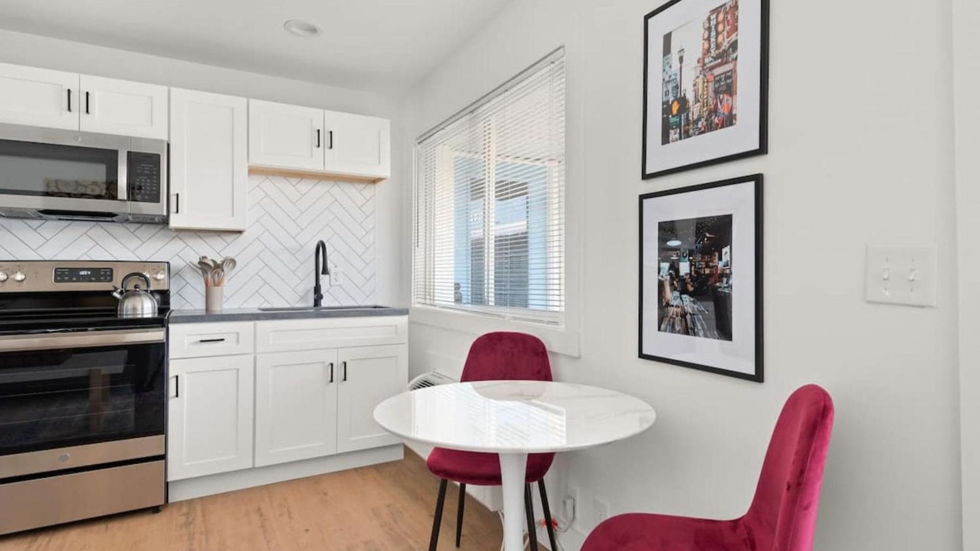 Apartment Vibes- Stay, Play, And Relax Unit 5b Apts