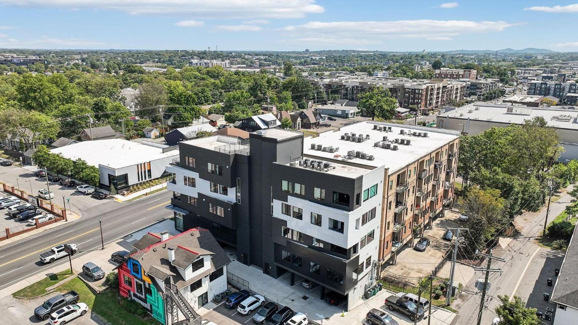 Foxtrot Tango - 2 New Homes - 12 South Nashville