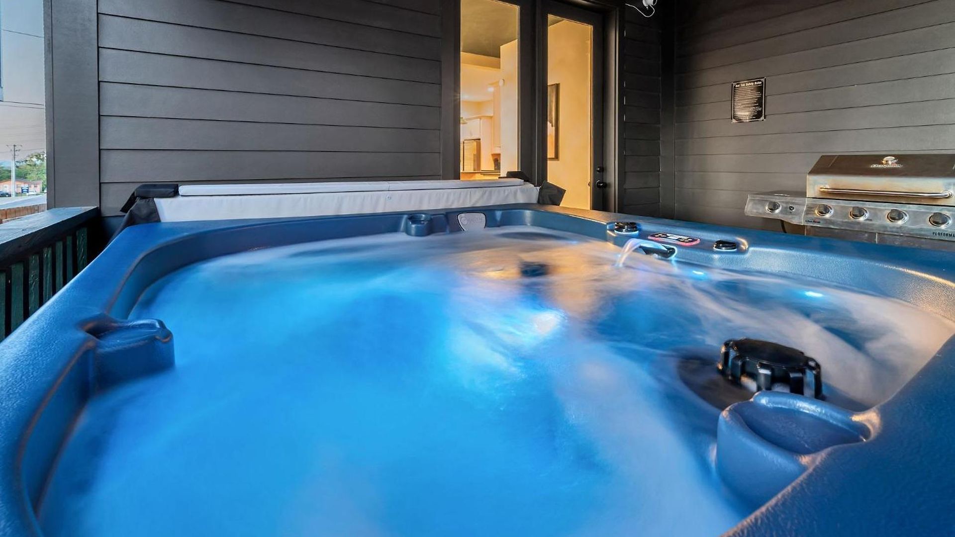 Holiday home Designer Single Family House-rooftop- Hot Tub Nashville