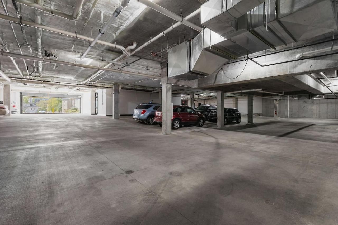 Chic Music Row Rooftop Deck With View Gym Office And Apartment Nashville