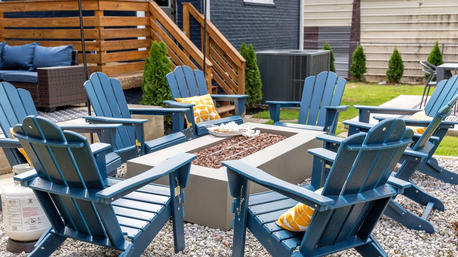 Holiday home Luxury Home- Huge Yard, Fire Pit, Game And Movie Nashville