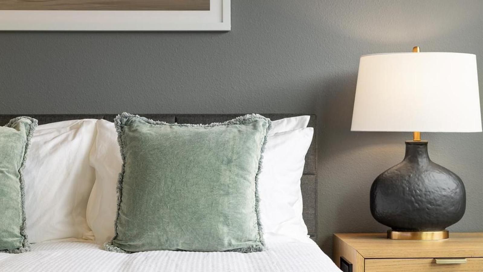 Landing At 2010 West End - 2 Bedrooms In Midtown Nashville