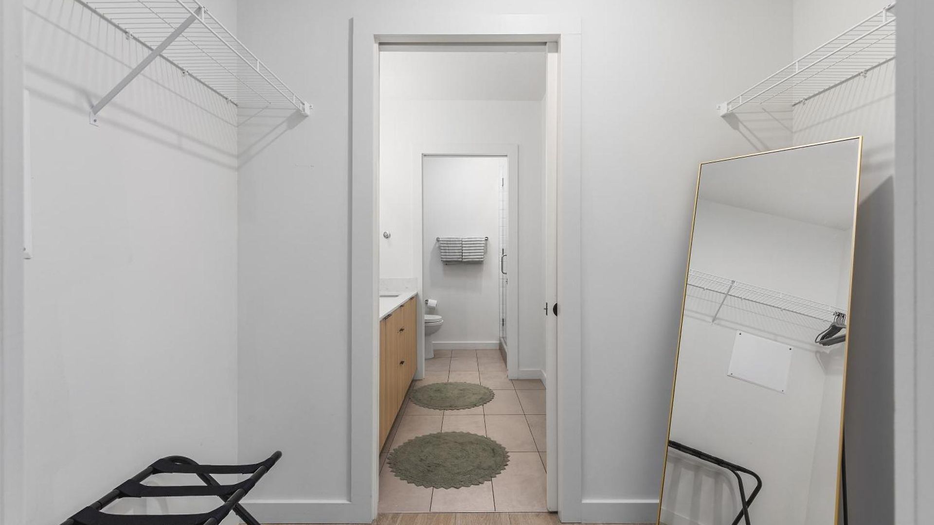 Apartment Luxury In The Gulch With Patio Pool Walk To Broadway Nashville