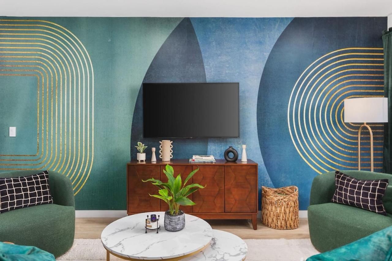 Luxury In The Gulch With Patio Pool Walk To Broadway Apartment Nashville